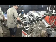 Machine à moulage par gravité