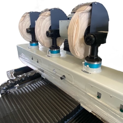 acheter Machine de polissage automatique CNC de 0 à 3000 tr / min avec une pression de 0 à 100 kg et un système PLC fabrication en ligne