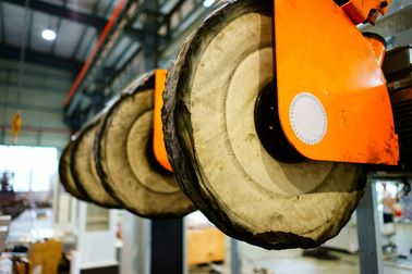 acheter Dimensions complètement automatiques de la machine de polonais 4400*3400*2900 pour la poignée de Lockset de porte fabrication en ligne