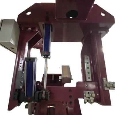 La basse pression adaptée aux besoins du client de précision machine de moulage mécanique sous pression pour le robinet d'eau de cuivre