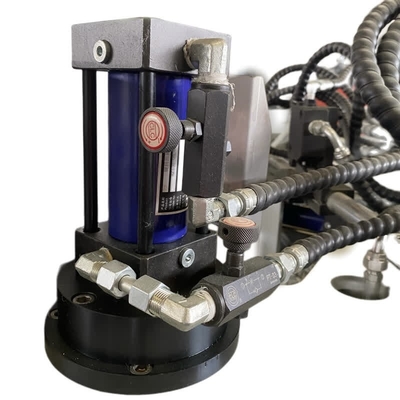 Machine de moulage sous pression par gravité en laiton d'alliage ferreux pour la fabrication de robinets