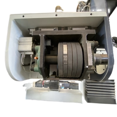 Métal traitant la machine de polonais de quatre stations pour l'acier inoxydable industriel