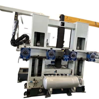 Type futé de 4 stations machine de polonais automatique avec le moteur servo