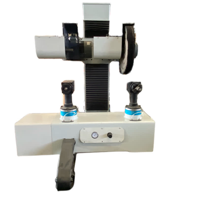 Machine de polissage de meulage de surface automatique de 4 stations pour les pièces sanitaires en laiton d'articles