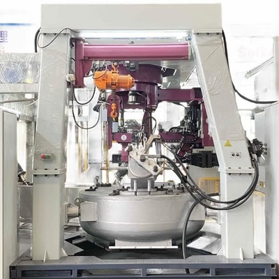 Machine de coulée sous pression basse utilisée dans la coulée de laiton, comme les produits sanitaires.