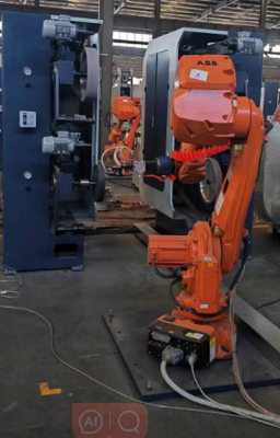 Machine de polissage robotique à ceinture de sable de 4000 mm 13 kW avec une résistance de bras de 25 kg