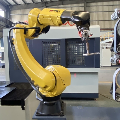 C.C.C. intégré pour le polissage de broyage adaptatif, cellule de travail robotisée avec compensation de position en temps réel