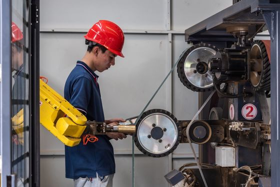 Machine de polonais extérieure robotique de commande numérique par ordinateur de ceinture avec la poignée mettante d'aplomb robotique